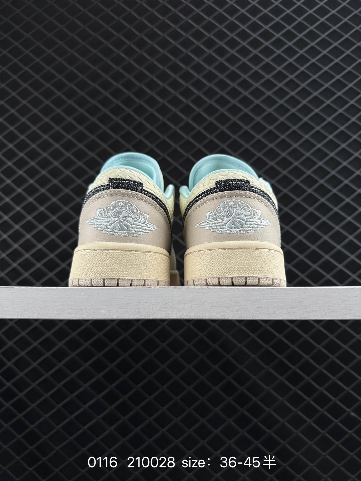 Air Jordan 1 Low AJ1